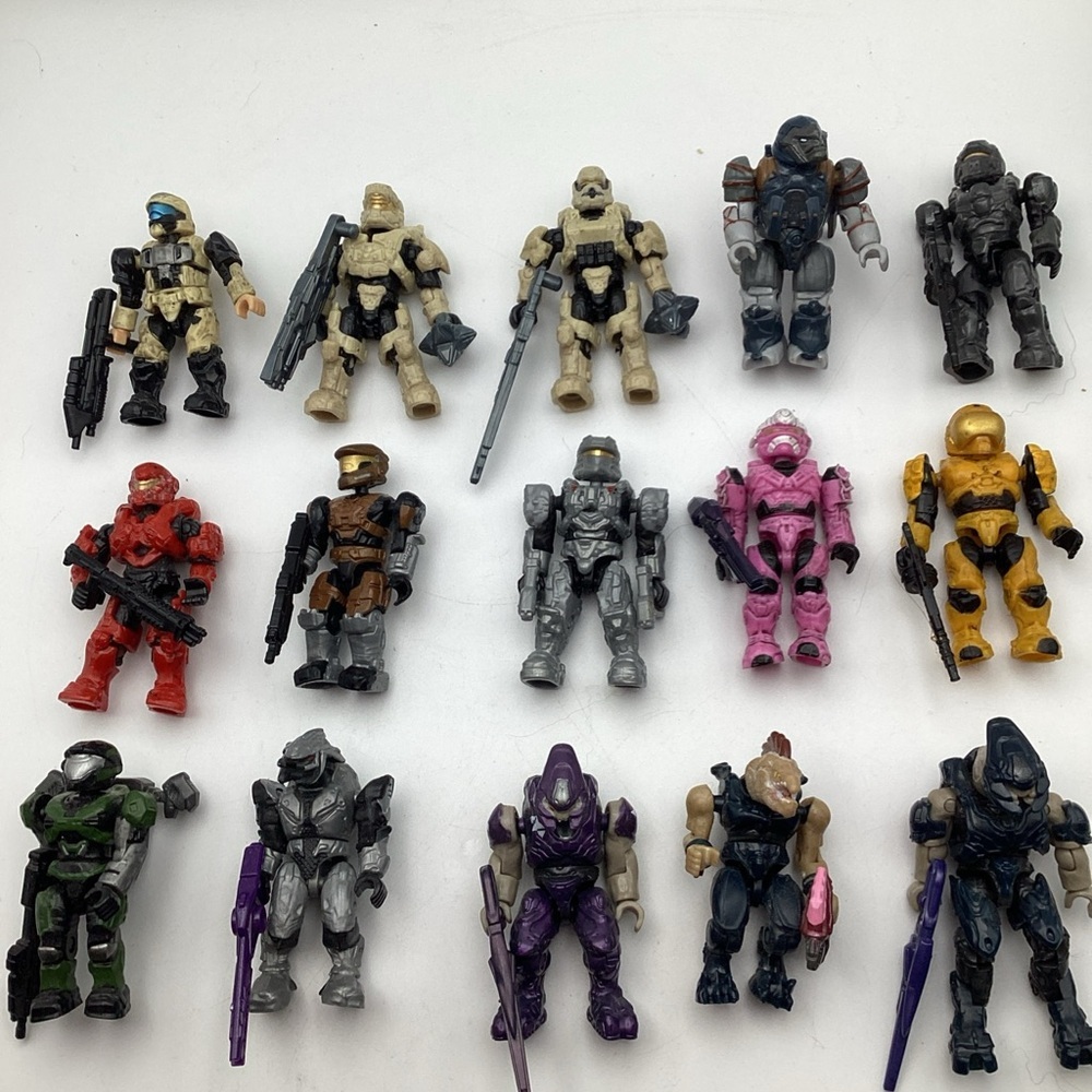 Halo Mega Construx lot of 15 figures Plus Weapons (lot4)